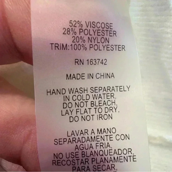 Siani Milano white sweater Top with sheer puffed sleeve V-Neck Size Small - Picture 5 of 6